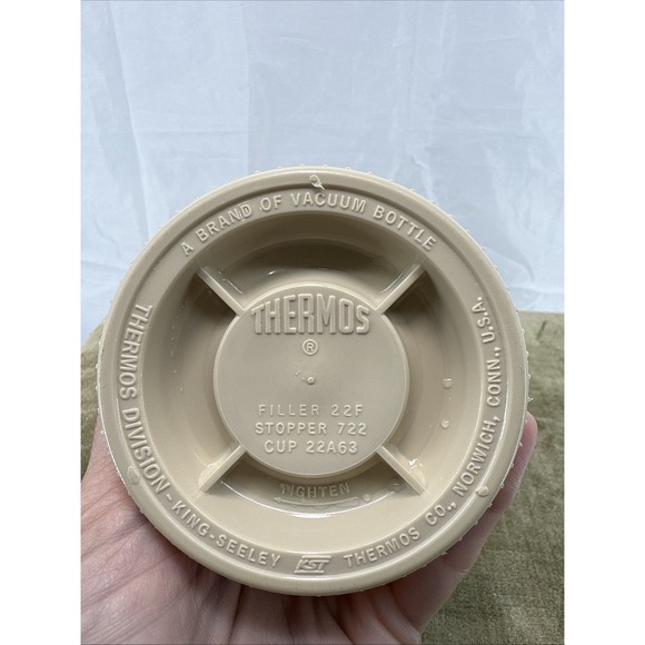 Mustard Yellow Vintage KING SEELEY Plastic Thermos Vacuum Bottle Complete - Picture 3 of 6